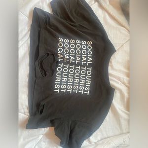 hollister ripped boyfriend tee